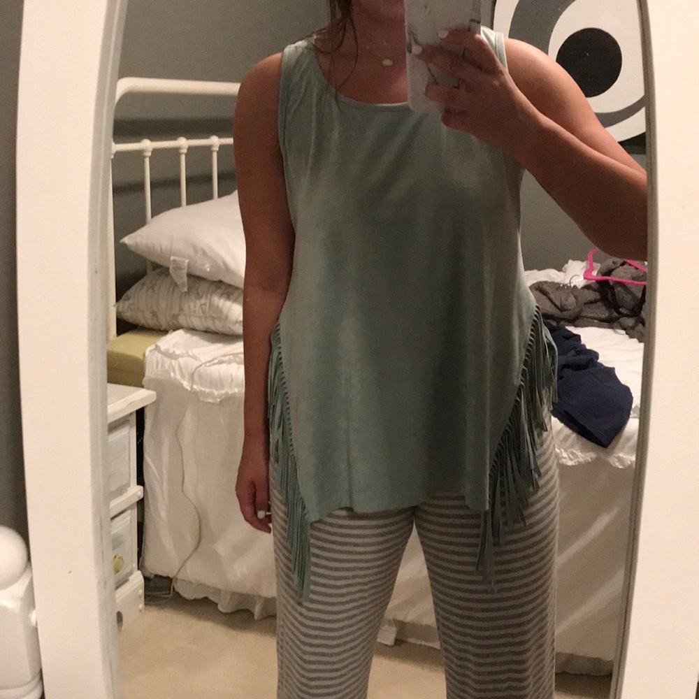 Fringe velvet top